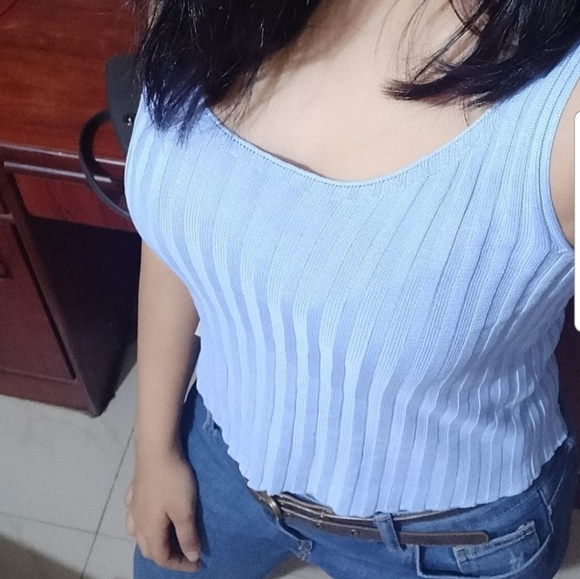 Ribbed Tank Top - Picture 6 of 8